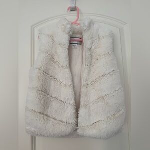 Girls American Widgeon White Furry Vest